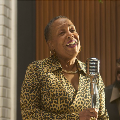 denise-singing