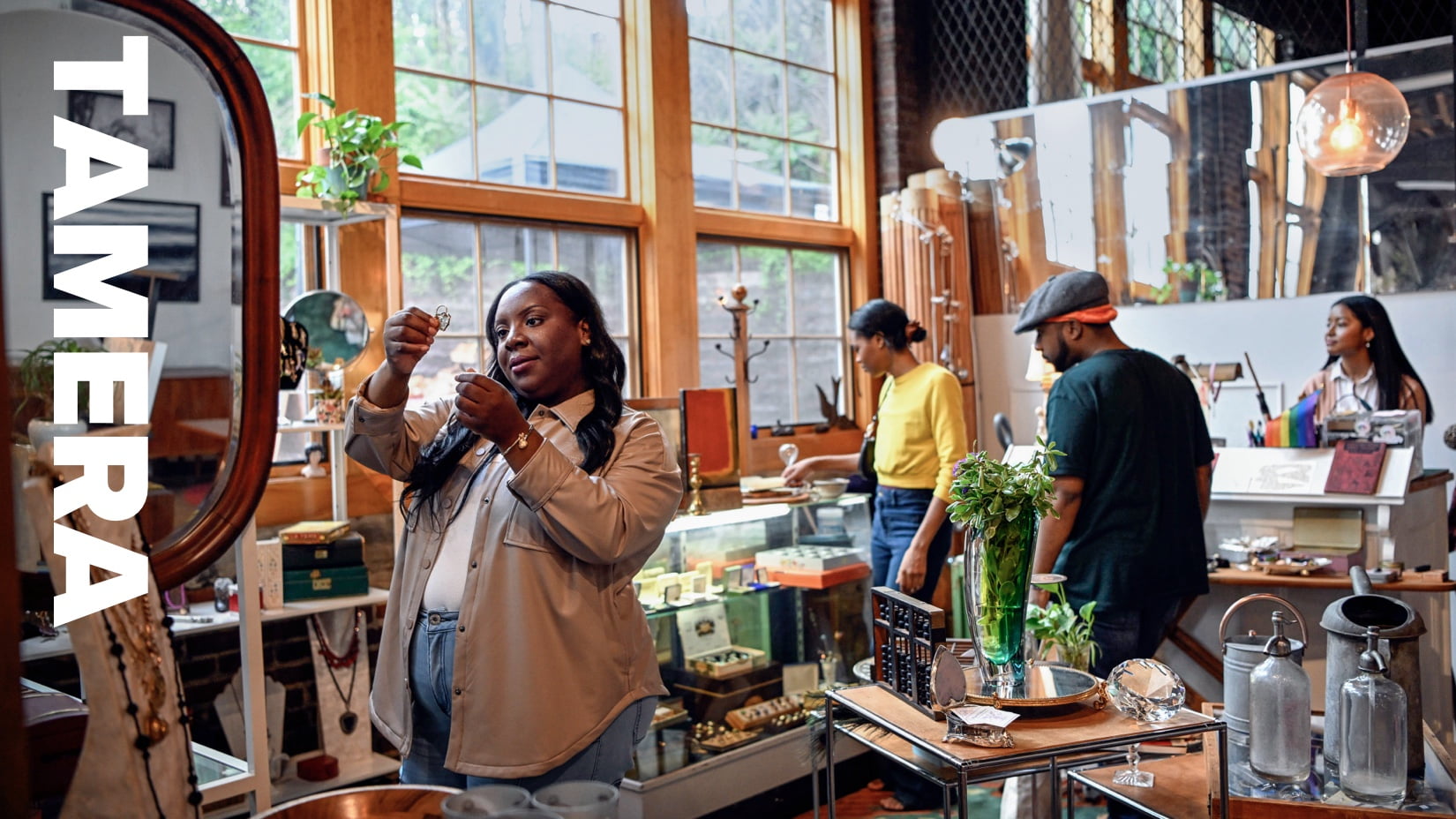 Tamera video play button.